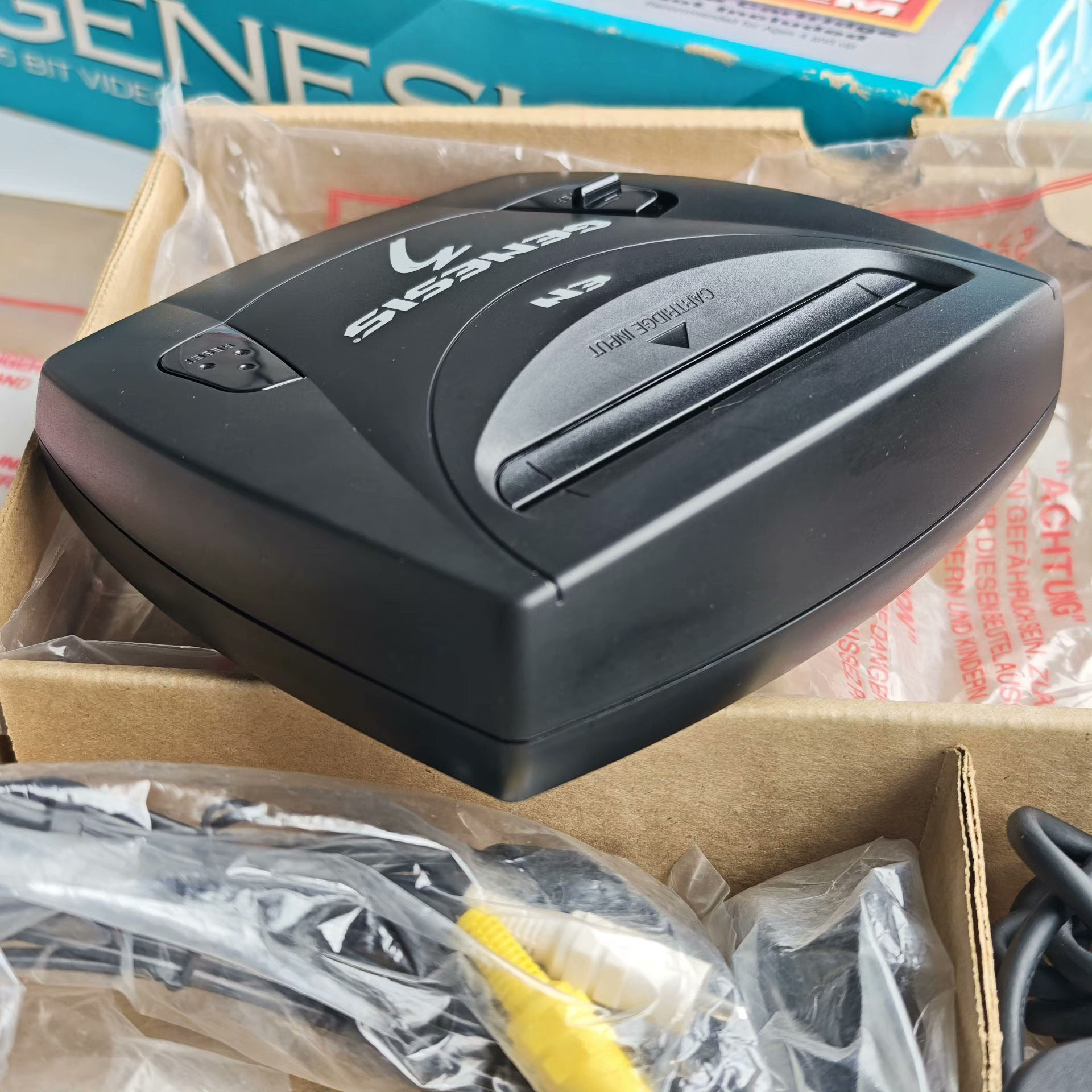 MD Genesis 3 Mini Game Console - مراجعة Gaming Console Genesis وسعره