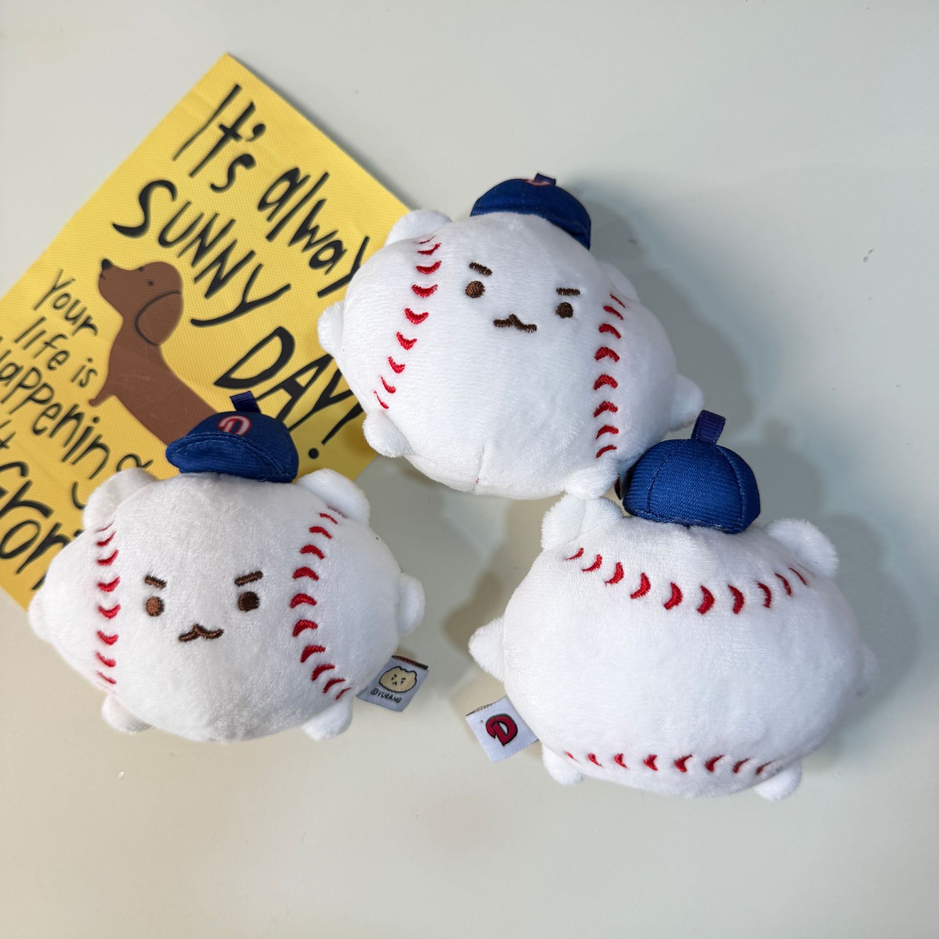 Kawaii Potato Bear Baseball Pl - مراجعة Gaming Console Keychain وسعره