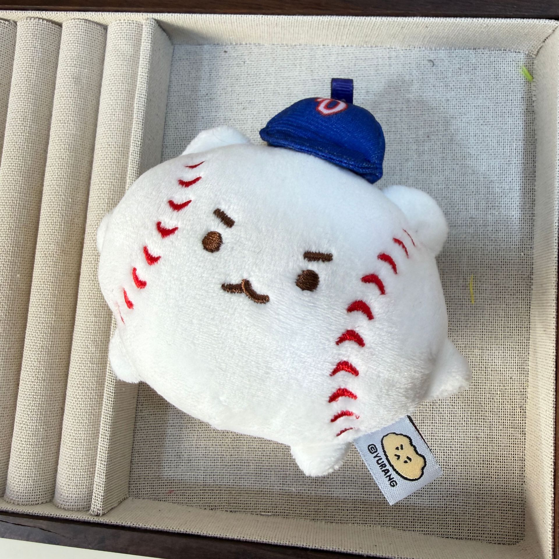 Kawaii Potato Bear Baseball Pl - مراجعة Gaming Console Keychain وسعره